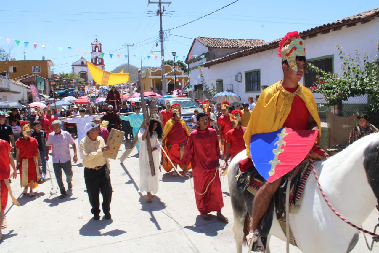 $!Se cumplen 322 años del tradicional Viacrucis de la comunidad indígena de Matatán