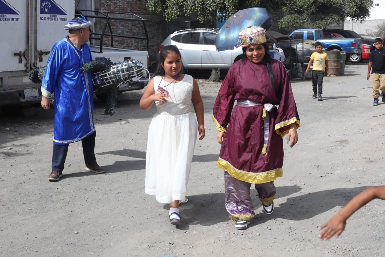 $!¡Gracias! Cumplen los Reyes Magos de Noroeste una vez más con niñas y niños de Mazatlán