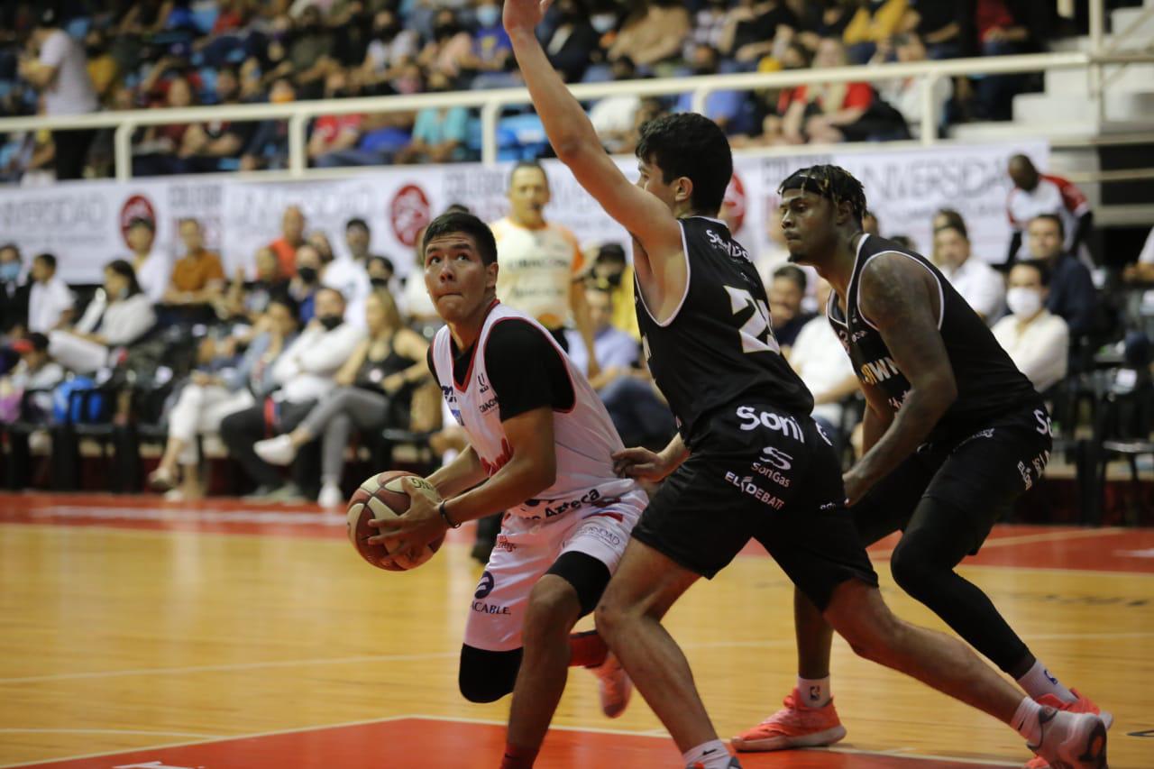 $!Venados Basketball barre en la serie inaugural del Cibacopa a Caballeros de Culiacán