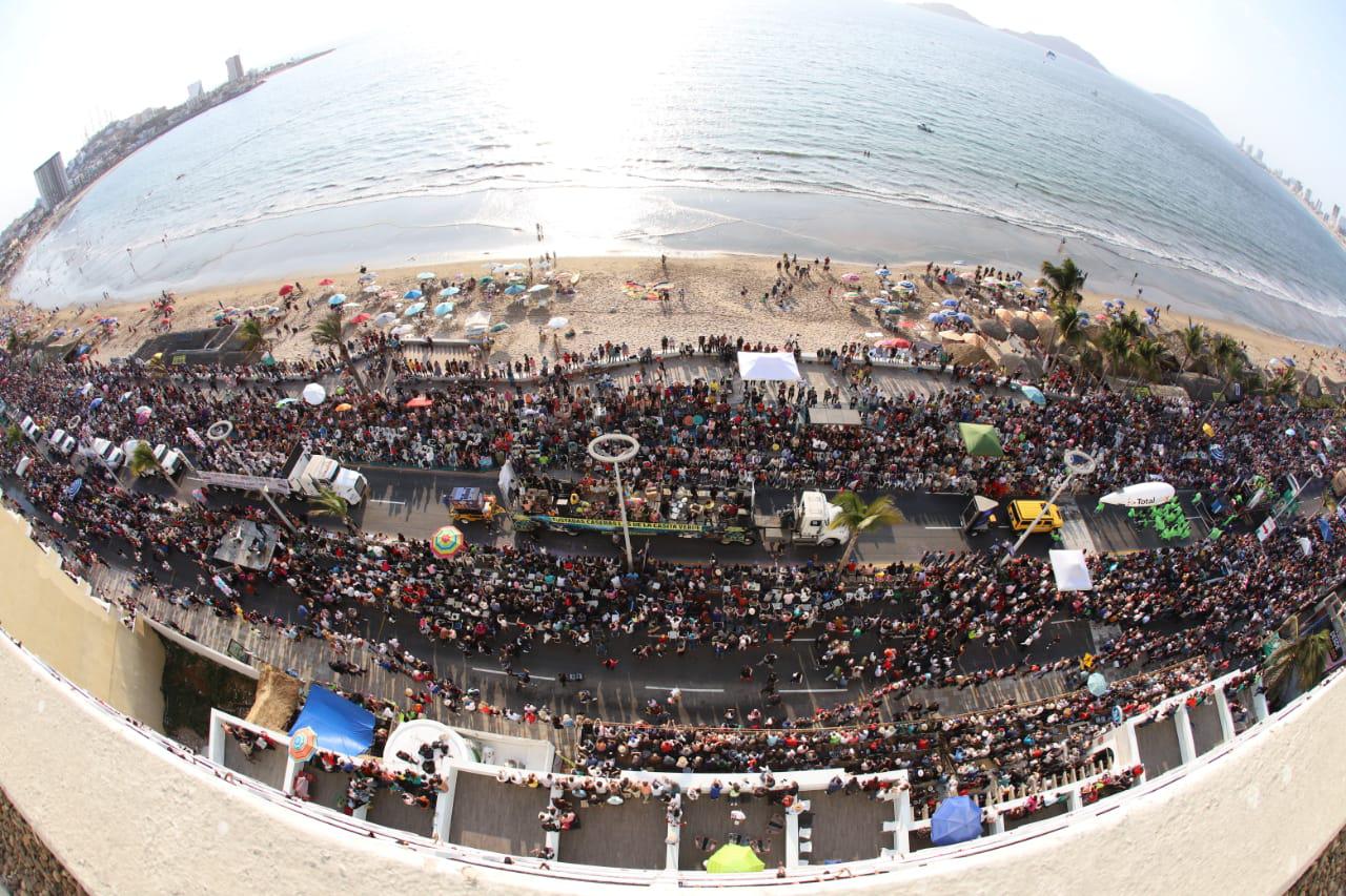 $!Deslumbra el desfile del Carnaval de Mazatlán 2023