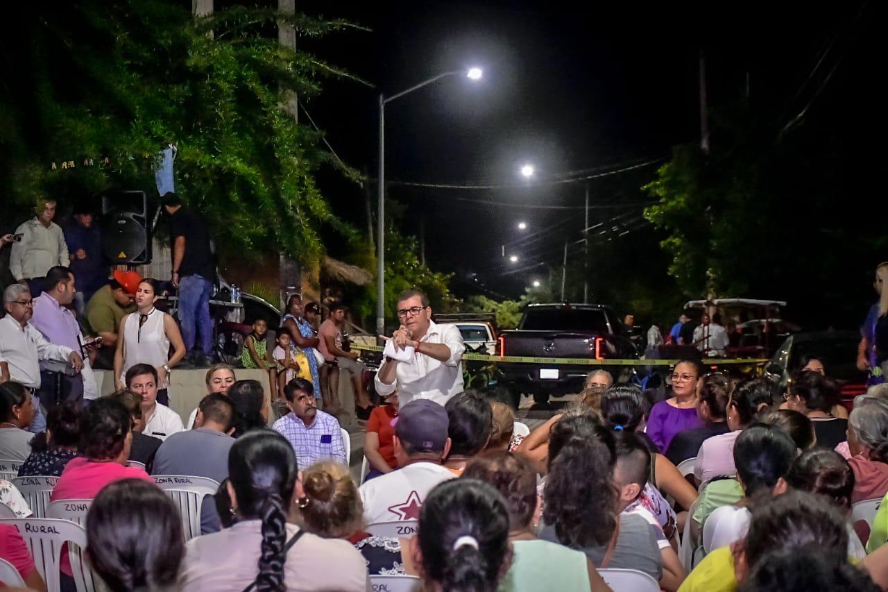 $!¡Llegó la luz! Nuevas lámparas LED iluminan la Isla de la Piedra