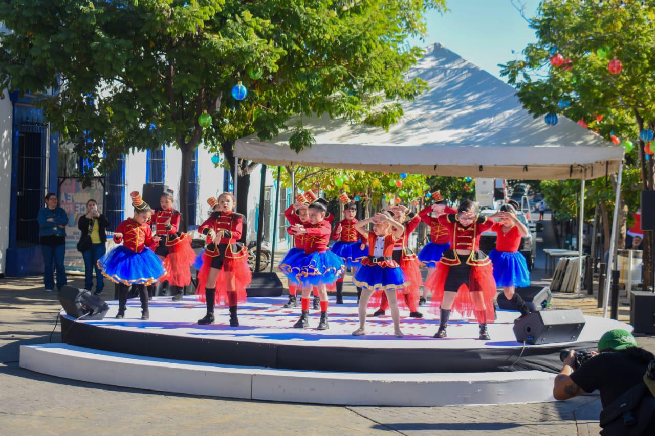 $!Arranca festival navideño ‘Culichilandia’ en el Paseo del Ángel