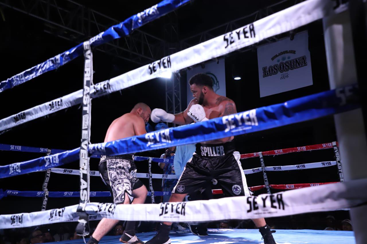 $!Debuta ‘Zurdo’ Ramírez como promotor con explosiva gala de boxeo en la Germán Evers