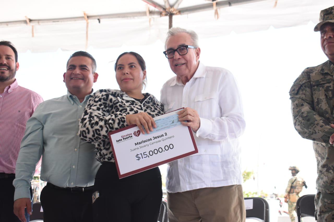 $!Reparte Gobierno de Sinaloa respaldo económico a restauranteros afectados por violencia de Altata, Navolato