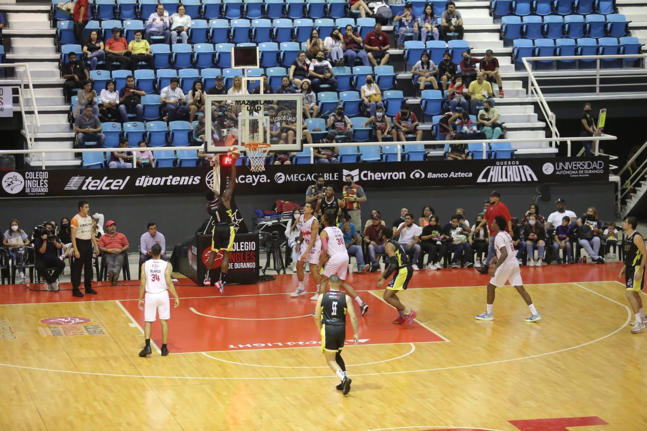 $!Venados Basketball remonta y apaga a Rayos en el Lobo Dome