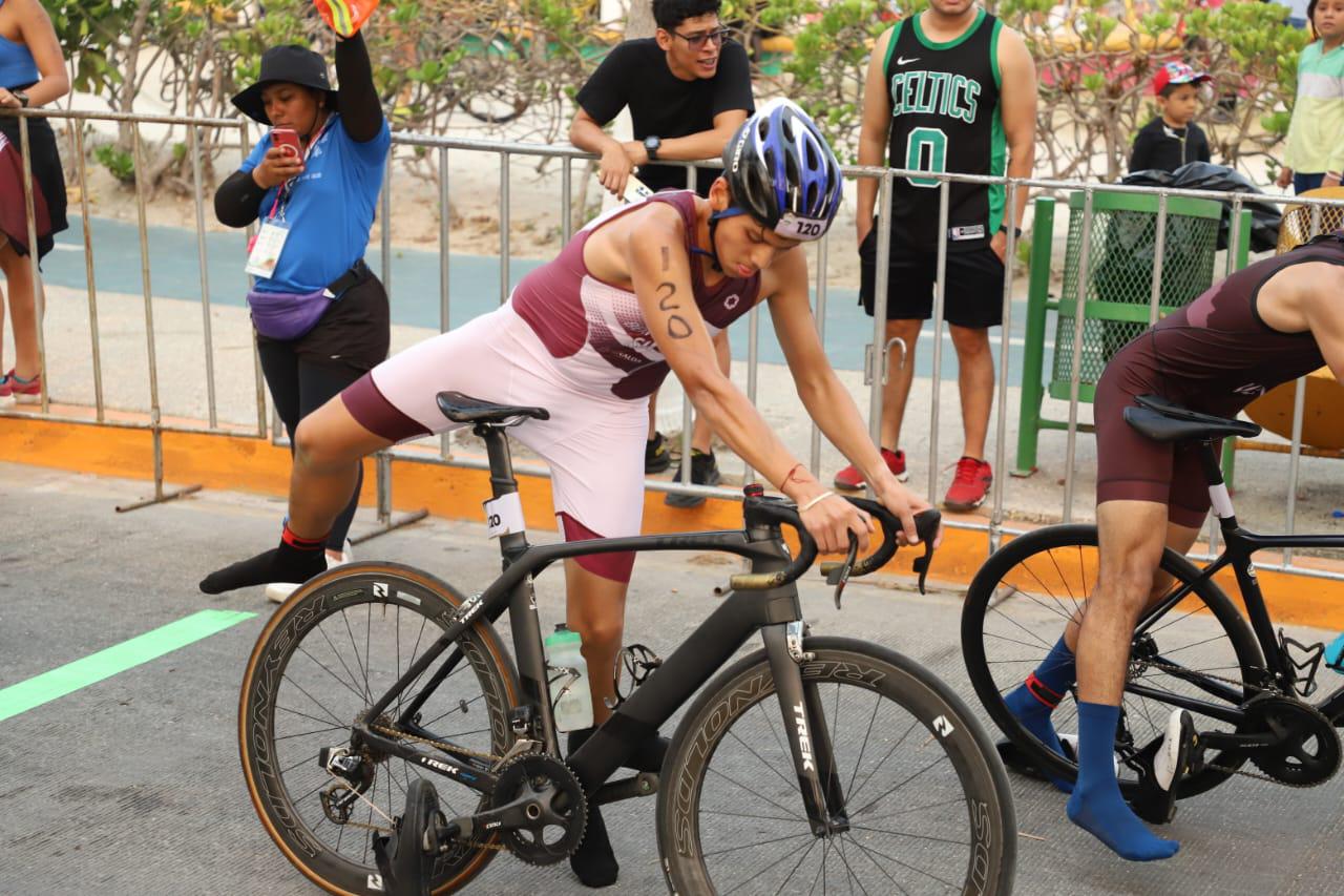 $!Cierra Sinaloa con oro y bronce el triatlón de los Nacionales Conade