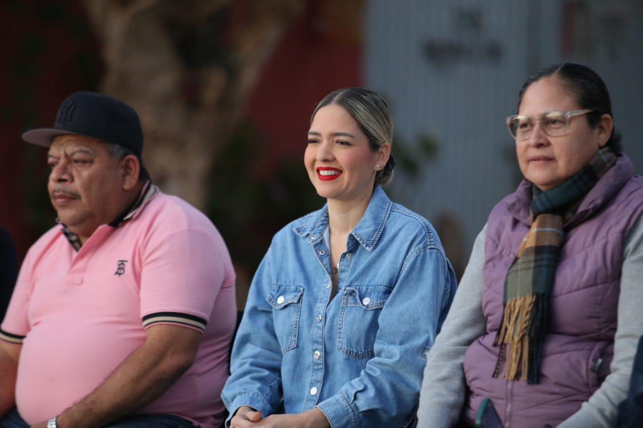 $!Entrega Alcaldesa obra de pavimentación en la colonia Mazatlán II