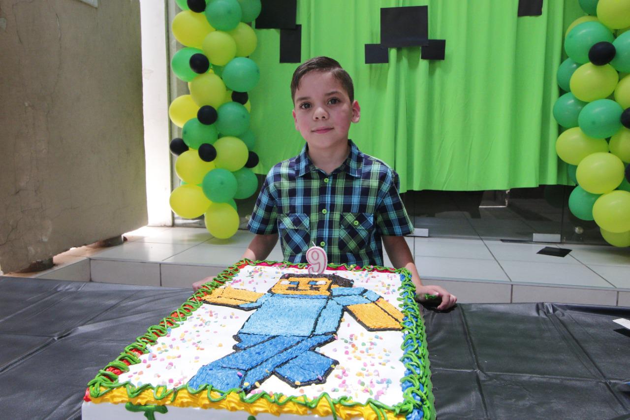 $!Joel celebra sus 9 años en comedor comunitario de Culiacán donde da apoyo