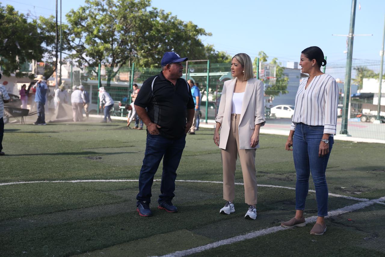 $!Rehabilitan cancha de futbol en Casa Hogar, en Mazatlán