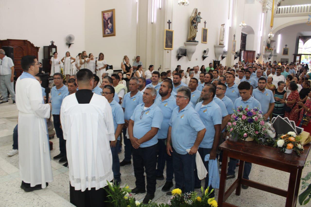 $!Se visten de blanco en la romería de Nuestra Señora del Rosario para pedir por la paz en Sinaloa