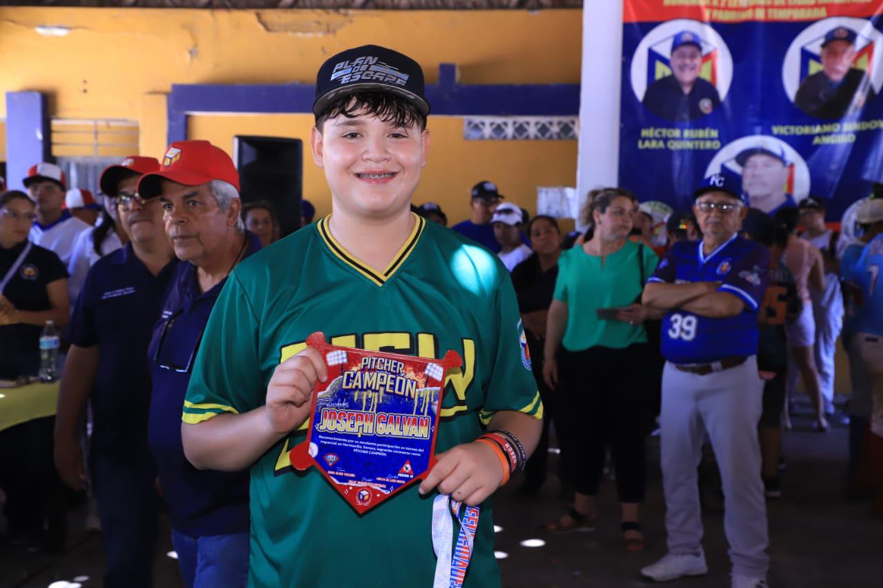 $!Premian a lo mejor del beisbol Infantil y Juvenil del Muralla