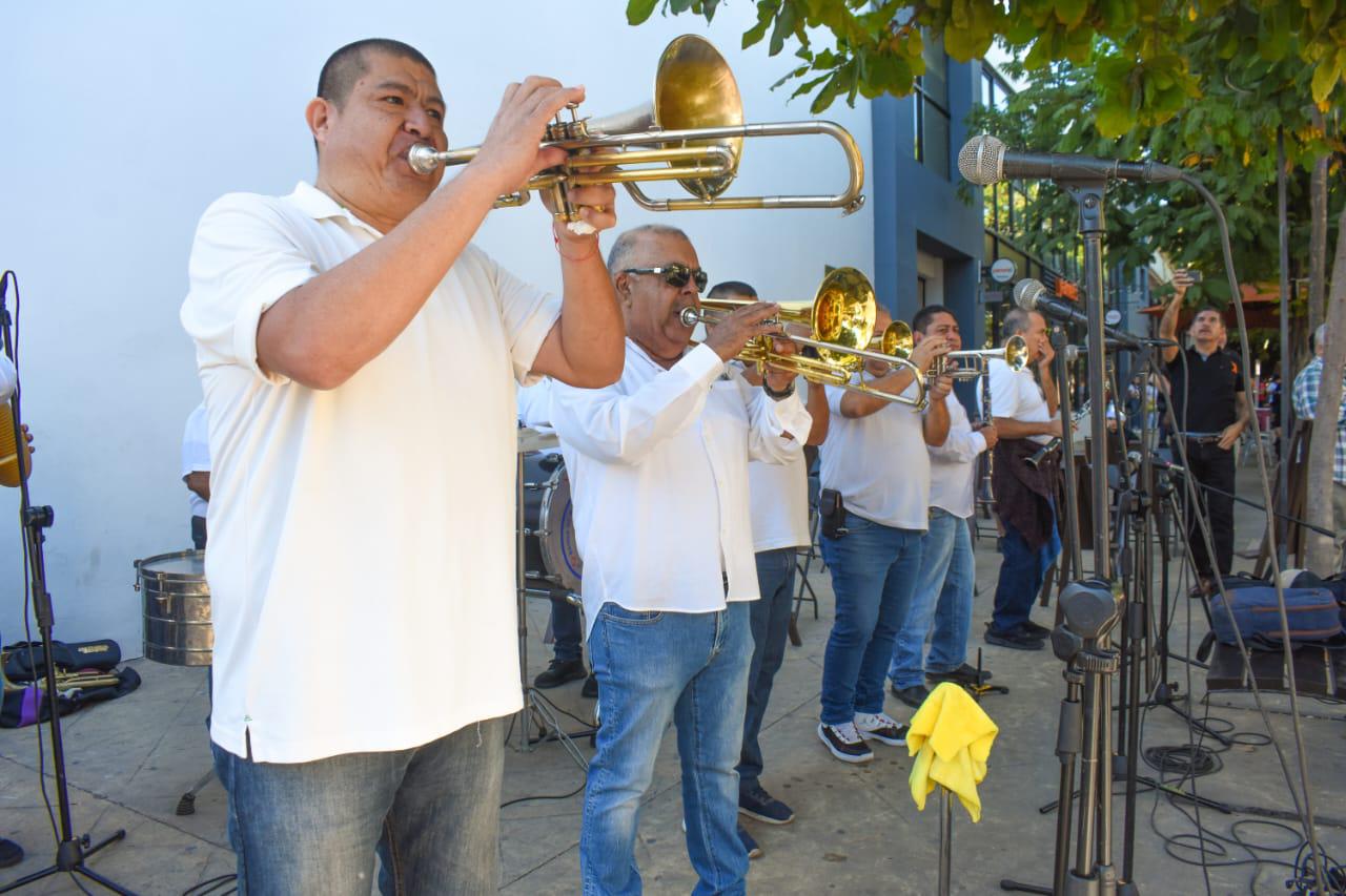 $!Arranca festival navideño ‘Culichilandia’ en el Paseo del Ángel