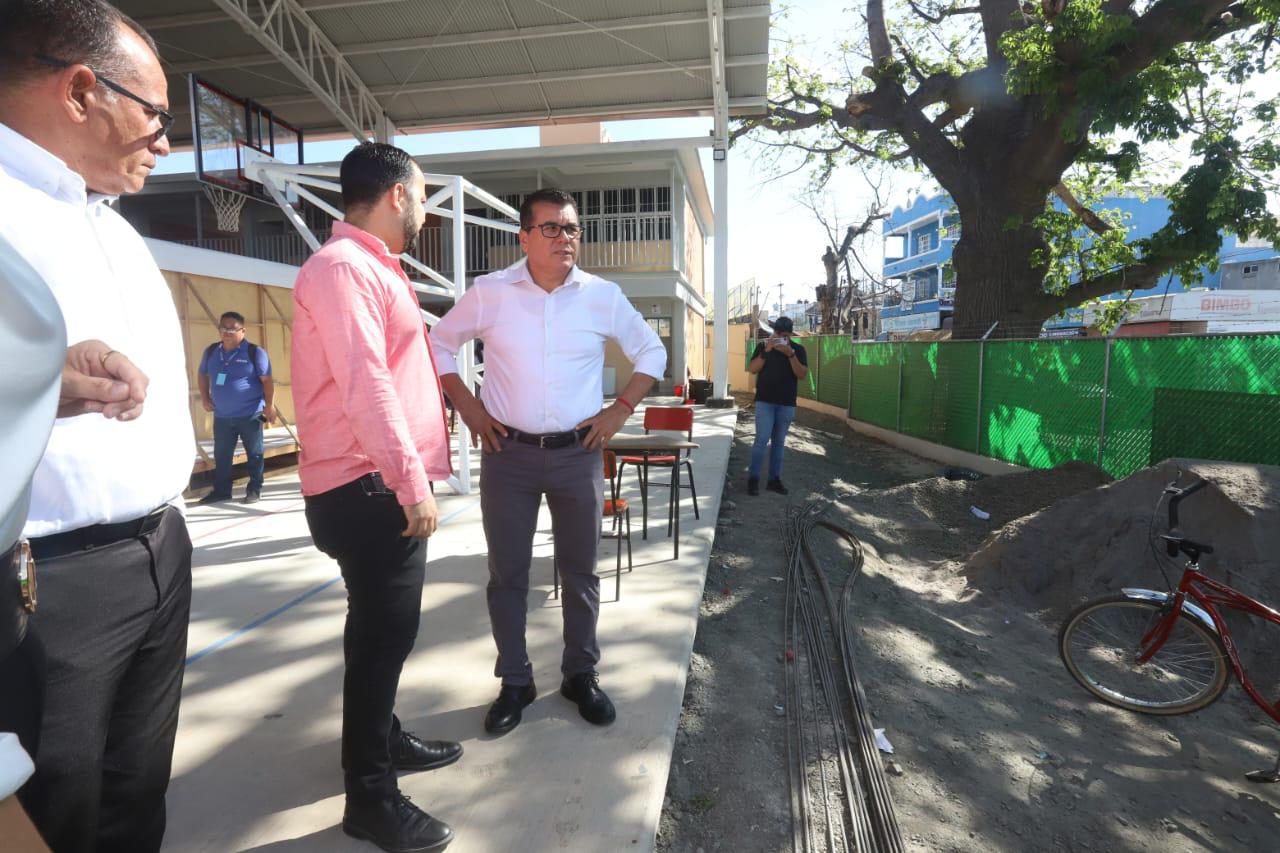 $!Celebran Lunes Cívico en primaria de Villa Unión en medio de reconstrucción