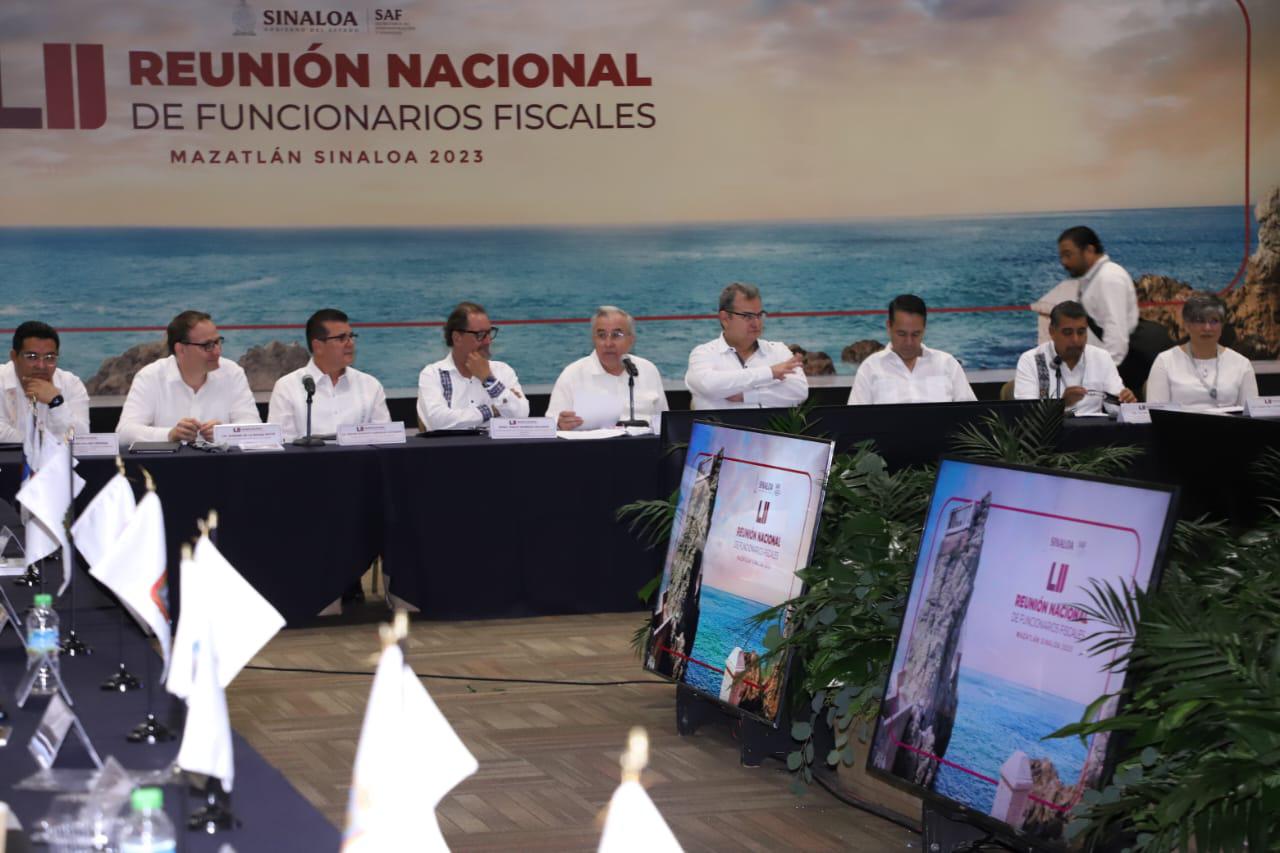 $!Analizan en Mazatlán los resultados fiscales 2023 de todo México