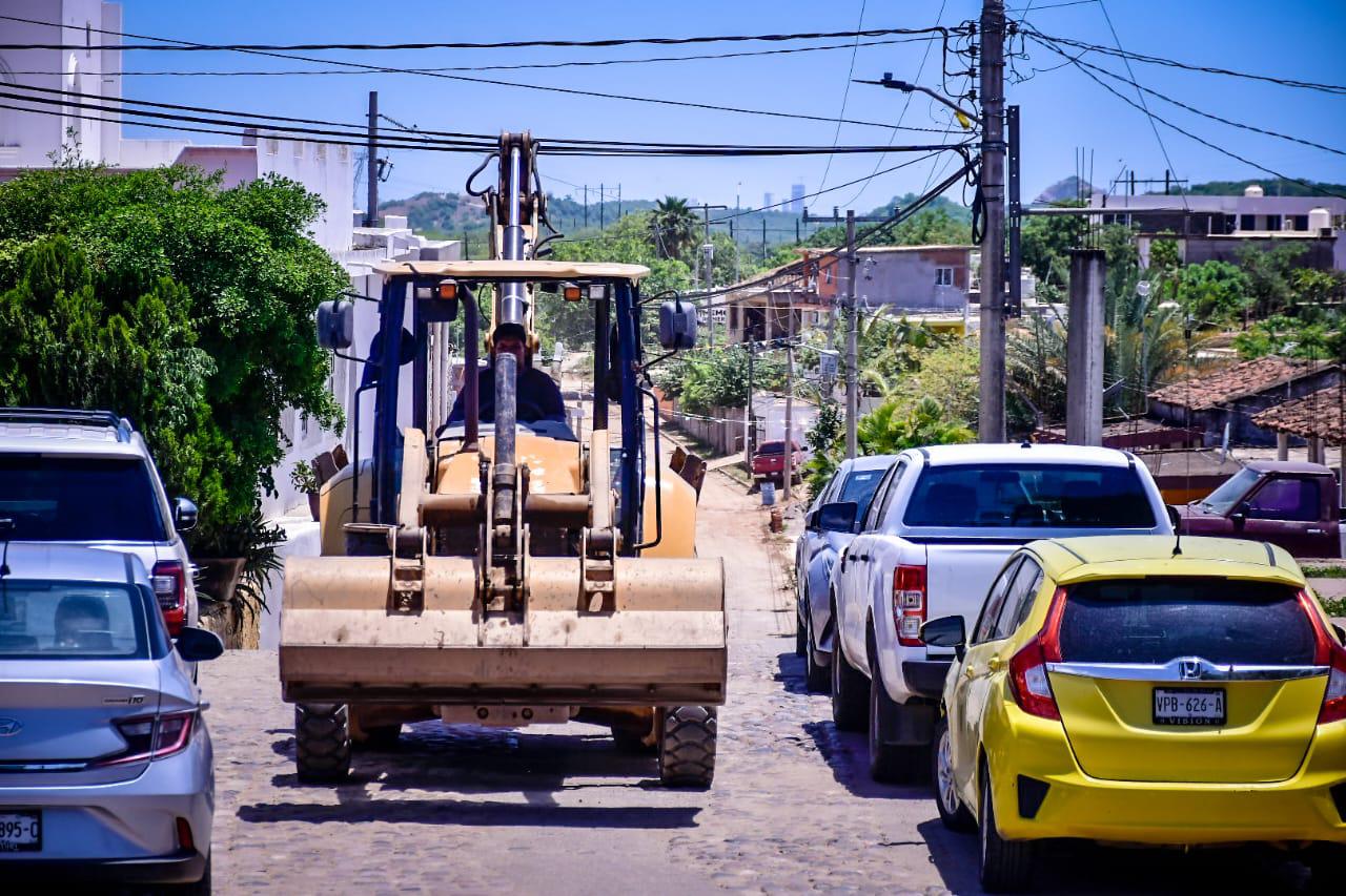 $!Realizan vecinos El Habal y El Recreo lluvia de peticiones al Gobierno municipal