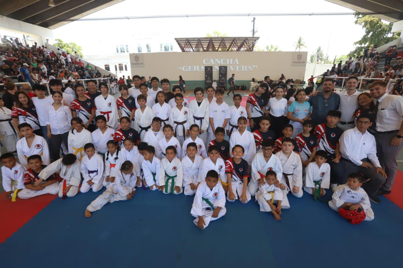 $!Gran participación de niños y jóvenes hubo en la Copa Noroeste de Karate do 2024.