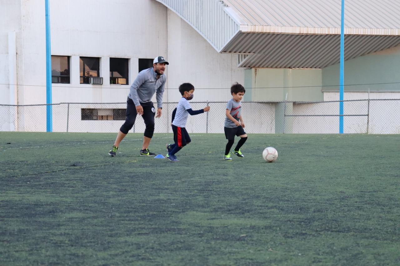 $!UAS reactiva escuelita de futbol en Culiacán después de dos años de receso