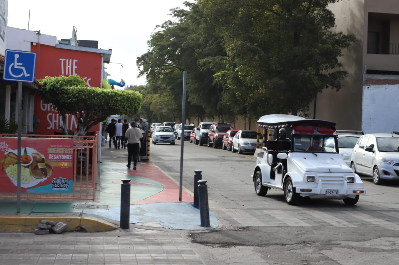 $!Avenida Playa Gaviotas vuelve a su sentido normal, pero Tránsito olvida retirar señalizaciones