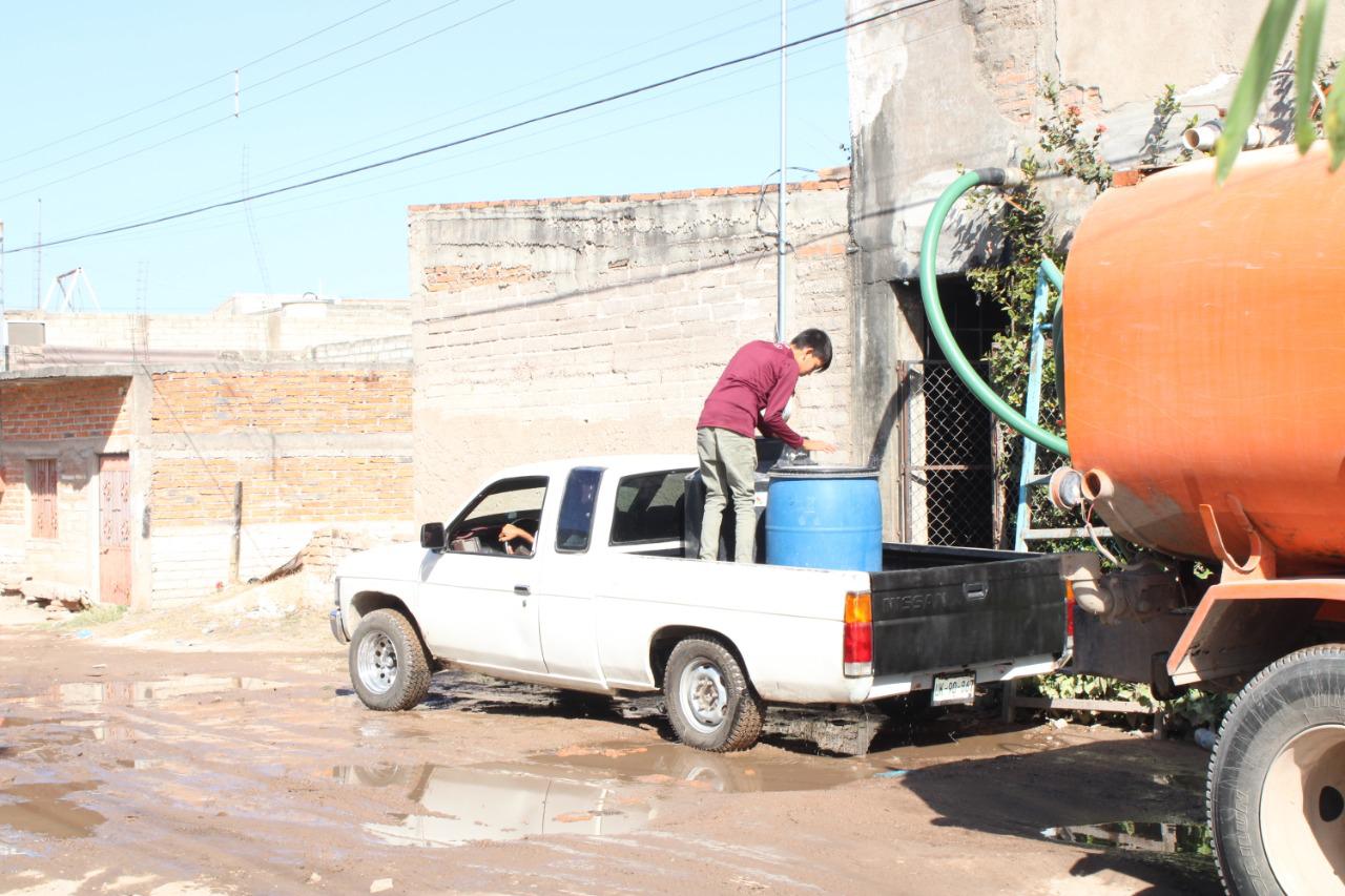 $!En Escuinapa florece negocio de venta de agua ante fallas de Jumapae