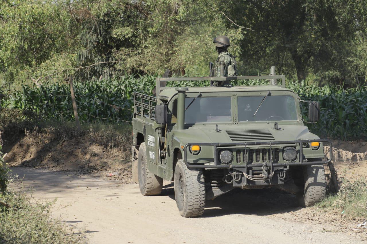 $!Dejan cuatro hombres asesinados a orillas de una milpa en El Walamo