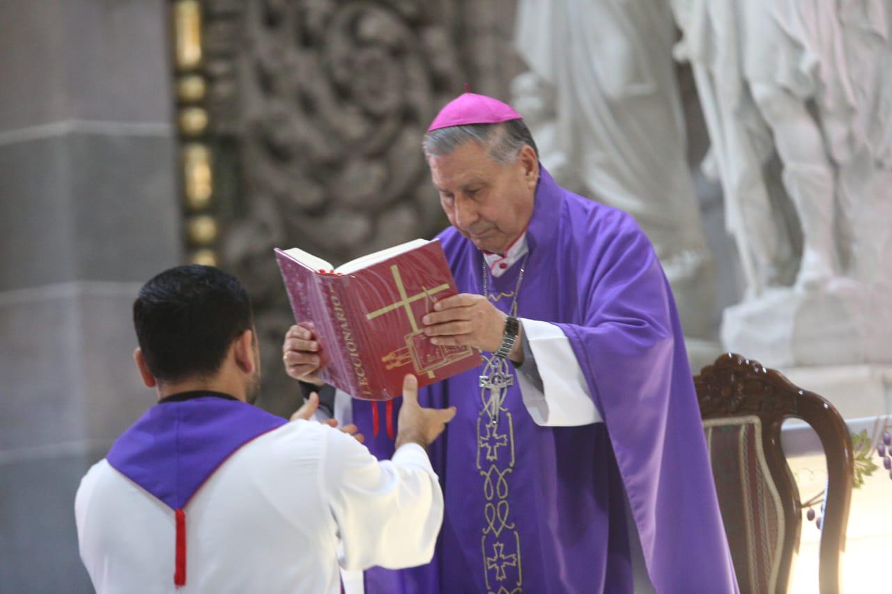 $!Llama Obispo de Mazatlán a vivir la caridad en esta Cuaresma