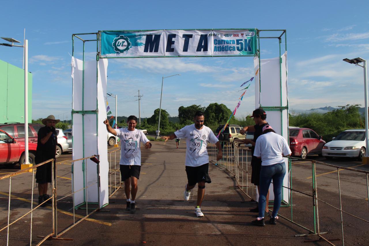 $!Conmemora UTEsc 30 aniversario de Universidades Tecnológicas con carrera 5k