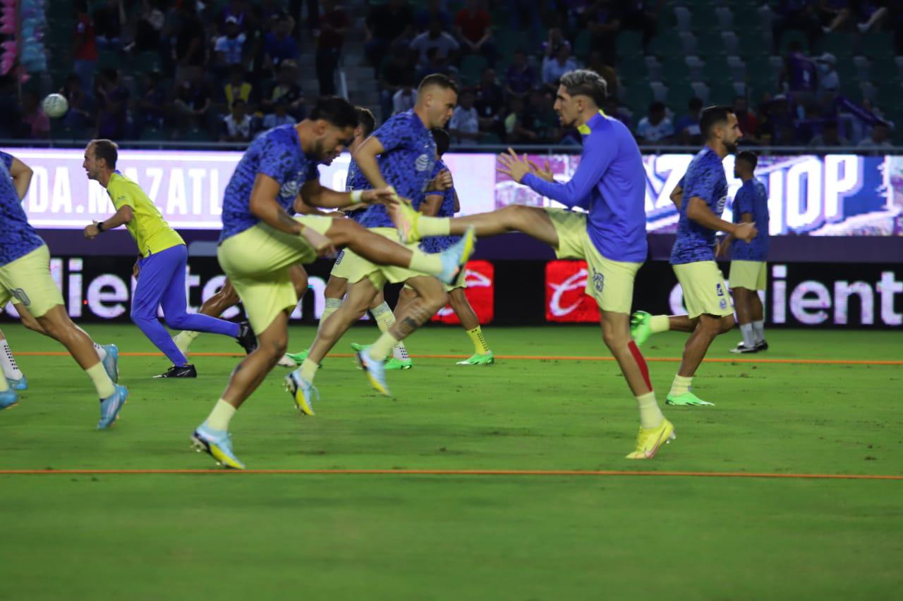 $!Invaden aficionados americanistas estadio Kraken