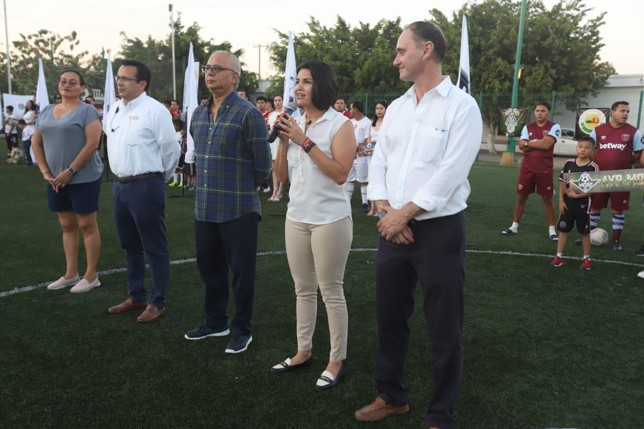 $!¡Fiesta completa se vive en Torneo Intramuros de Futbol El Cid!