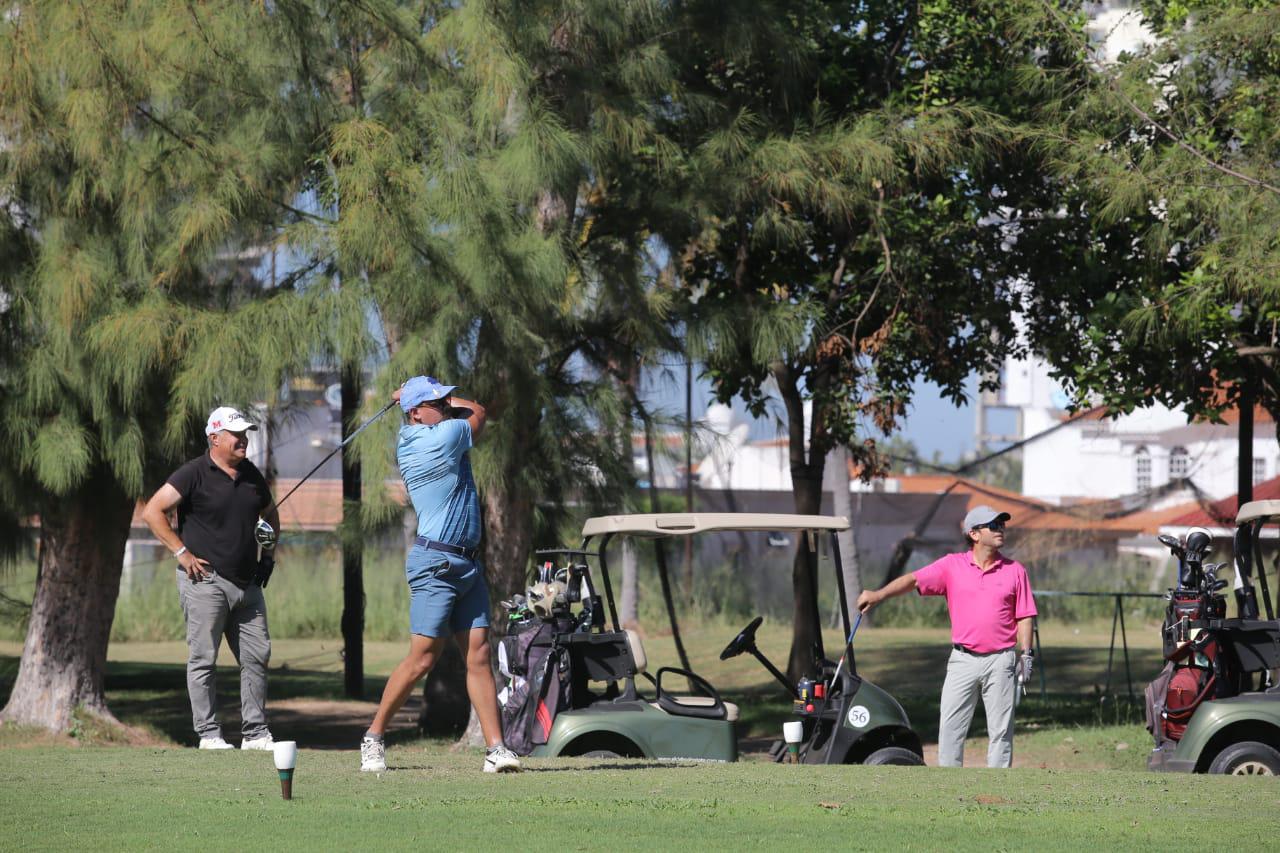 $!Continua Guzmán a la cabeza en el Torneo Anual del Golf El Cid 2021