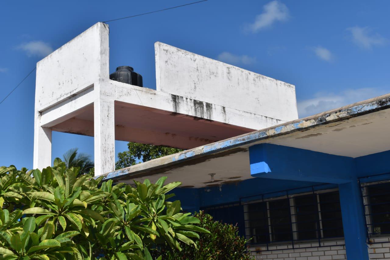 $!Comunidades levantan de entre el lodo las escuelas tras el paso de ‘Norma’ en Sinaloa