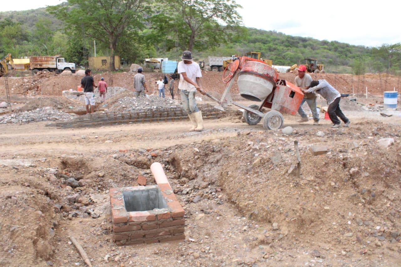 $!Supervisan la construcción de casas en el nuevo Santa María