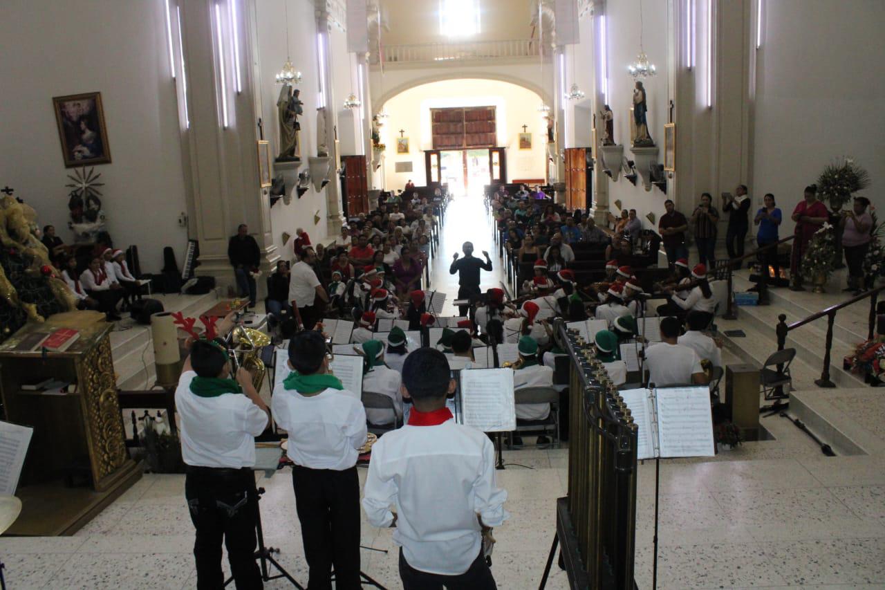 $!Orquesta y coro de Rosario celebran tradicional concierto navideño