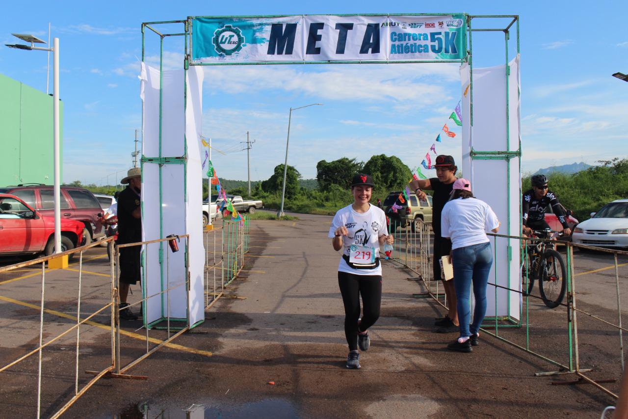 $!Conmemora UTEsc 30 aniversario de Universidades Tecnológicas con carrera 5k