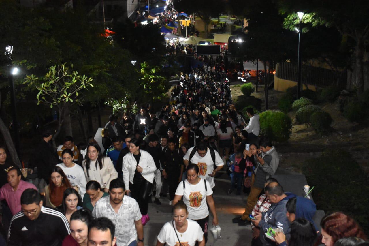 $!Atienden tres personas fatigadas en las escaleras de La Lomita