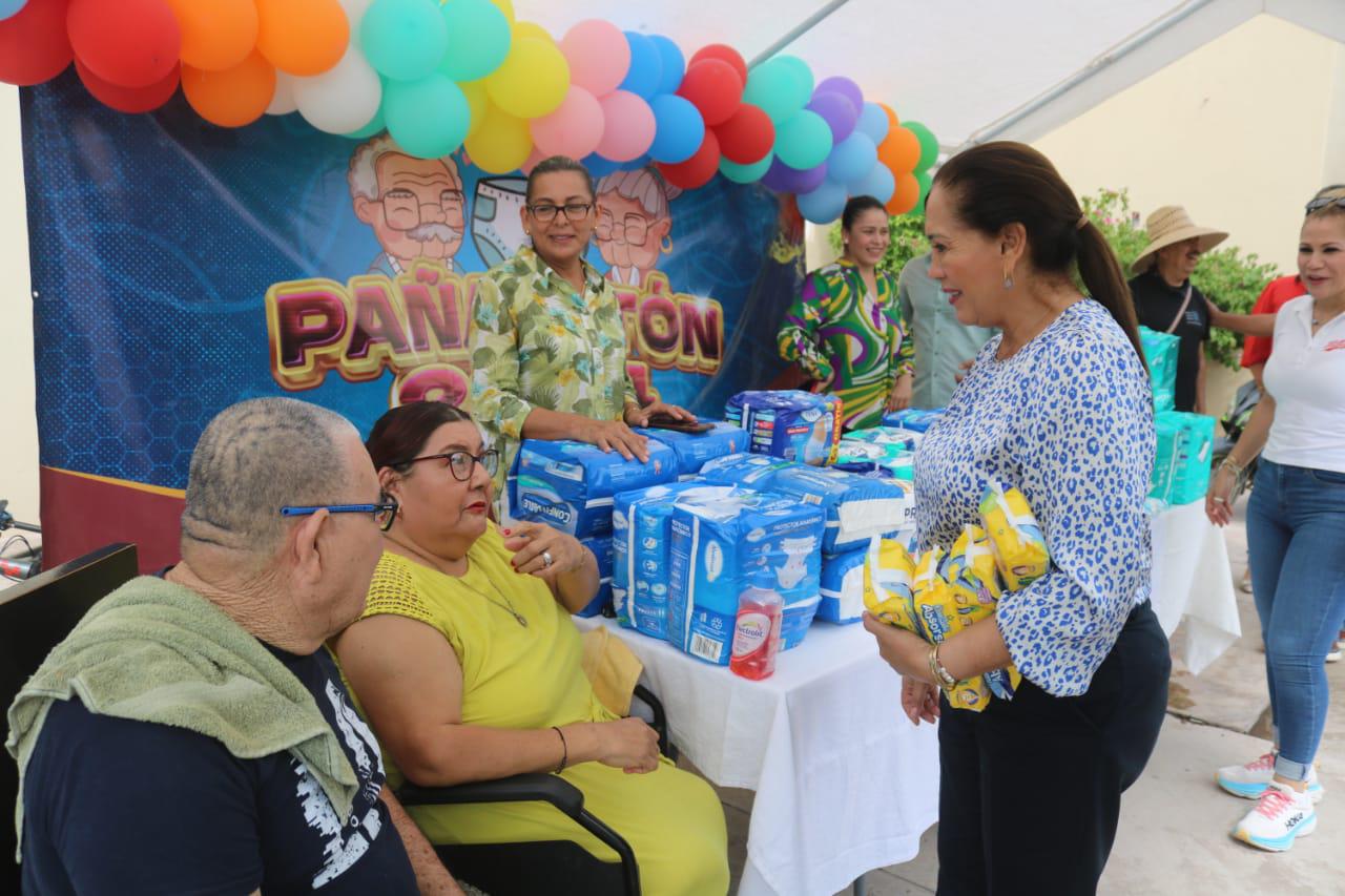 $!Recolectan casi 3 mil pañales para asilo de ancianos de Escuinapa