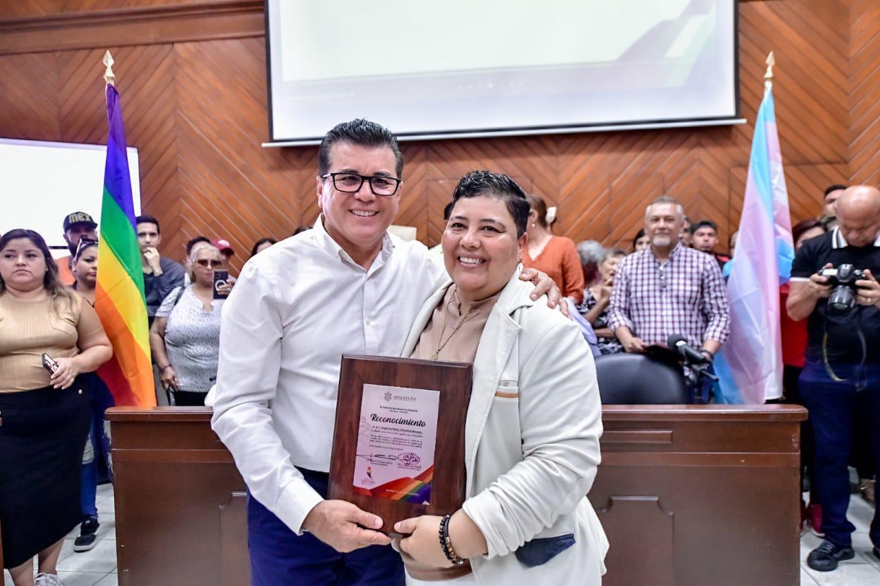 $!Reconocen a impulsores de la ‘Marcha del Orgullo y la Diversidad Sexual’ en Mazatlán