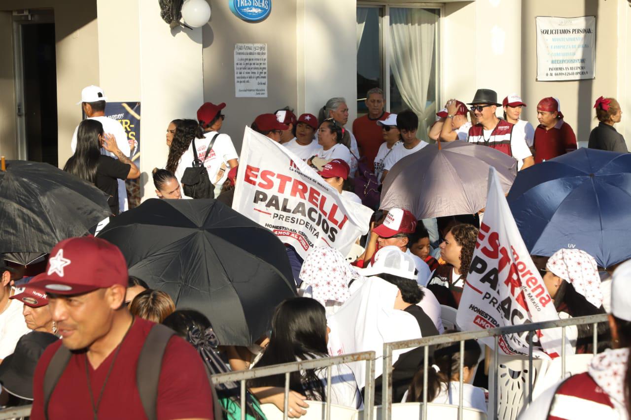 $!Acuden a Olas Altas más de 10 mil simpatizantes de Estrella Palacios par su cierre de campaña