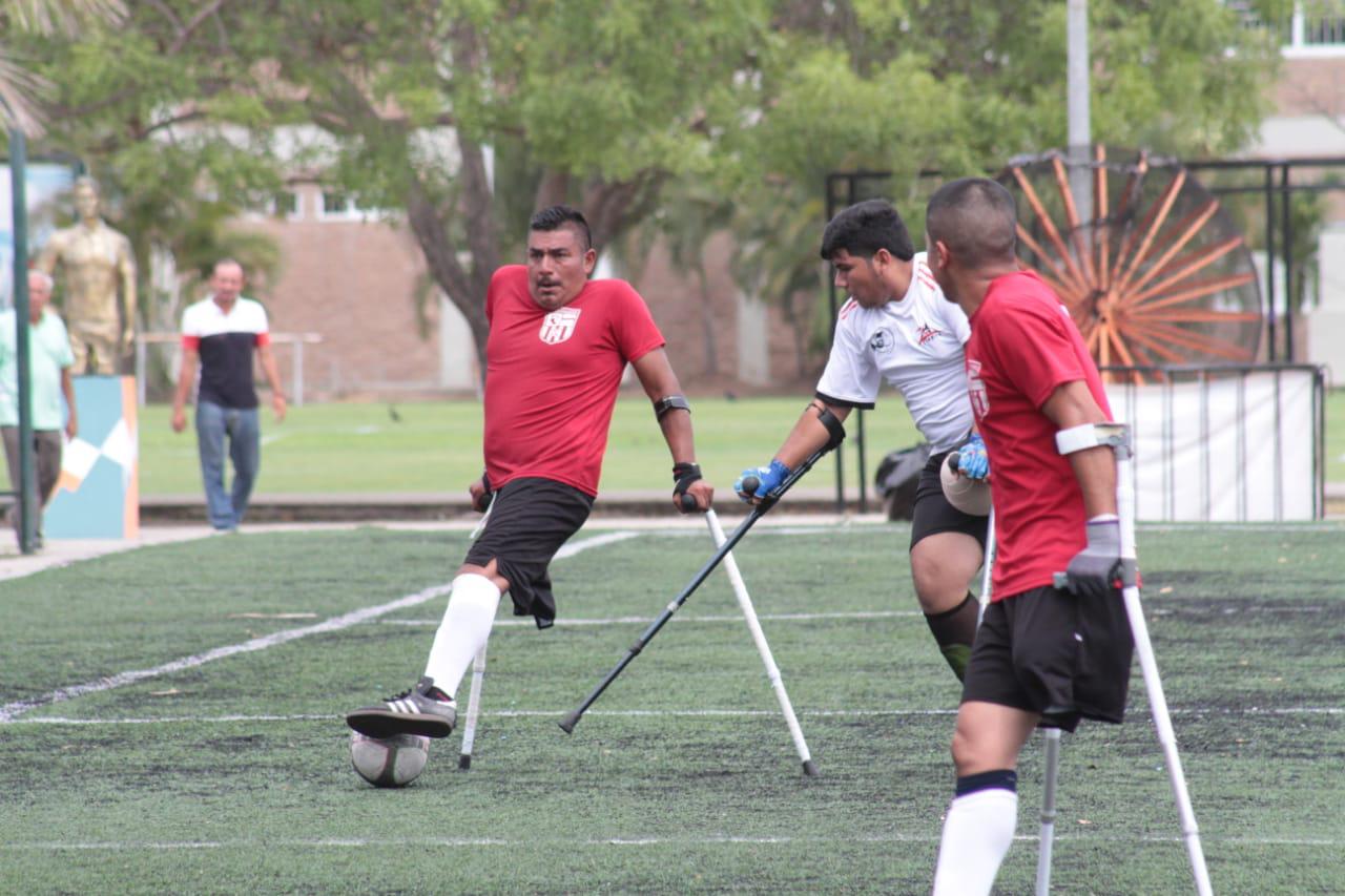 $!Zorros de Sinaloa inicia con victoria aventura en Nacional de Futbol Amputados