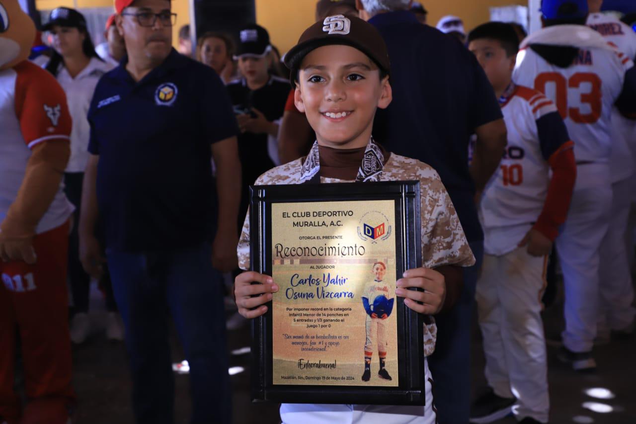 $!Premian a lo mejor del beisbol Infantil y Juvenil del Muralla