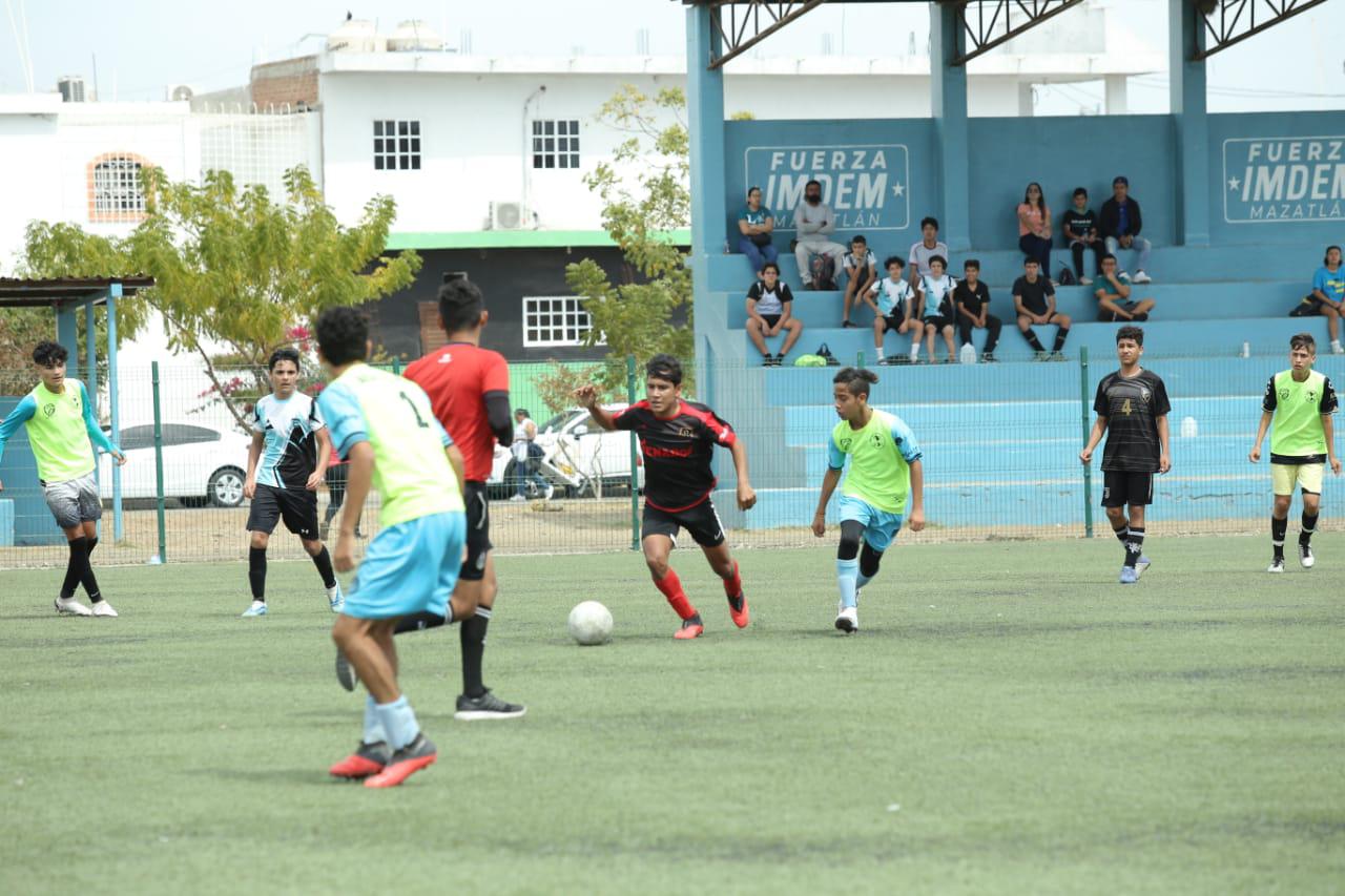 $!D’portenis 2005 continúa con paso perfecto en la Liga de Futbol Juvenil B