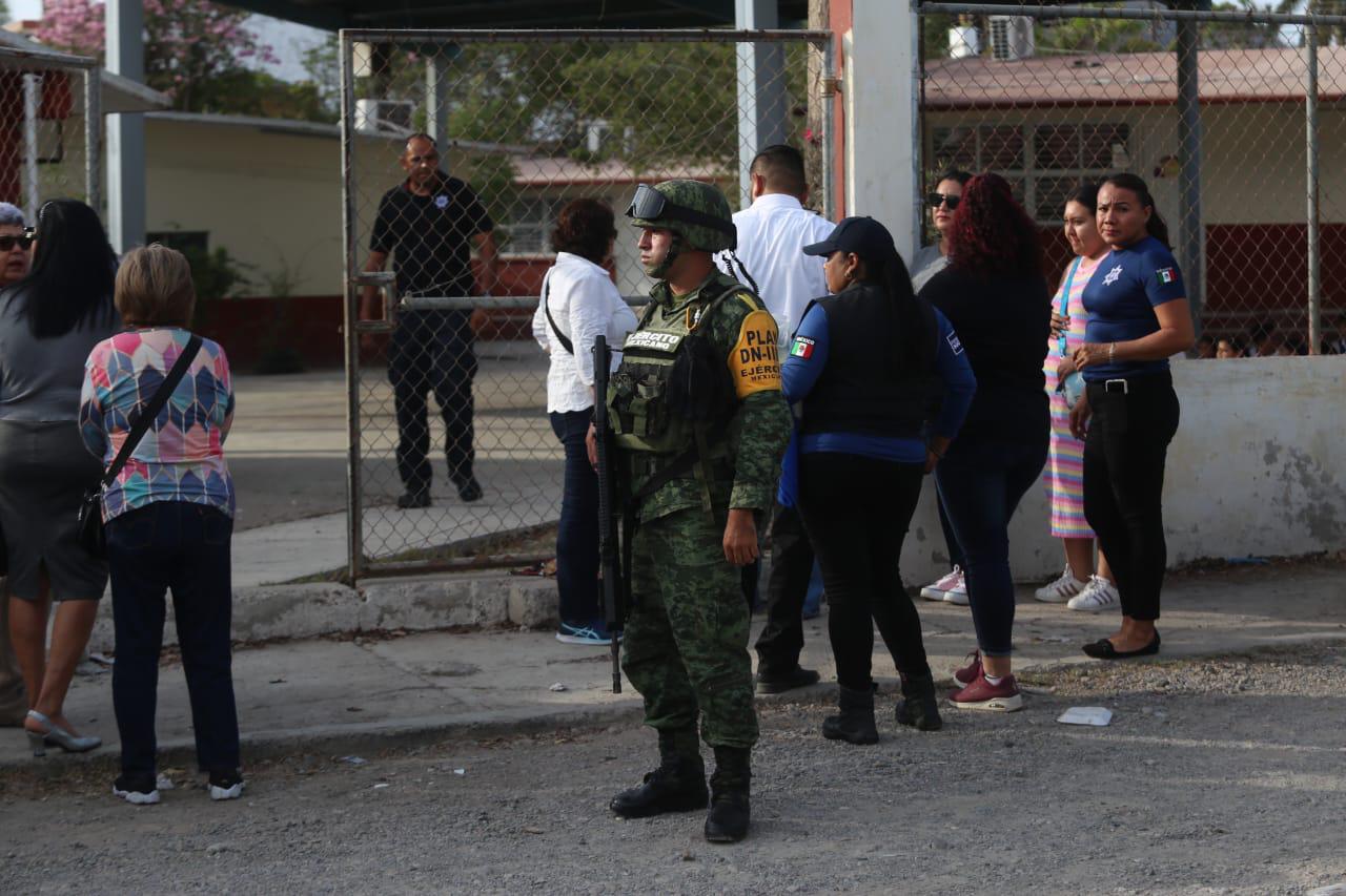 $!Sedena inicia campaña contra adicciones en Colonia La Sirena