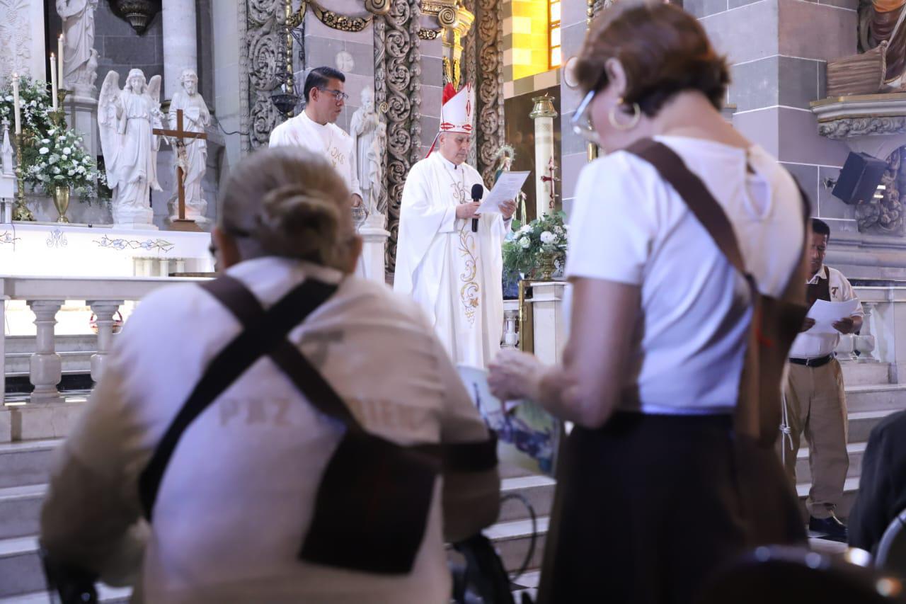 $!Celebra Obispo de la Diócesis de Mazatlán 50 años de ordenación sacerdotal