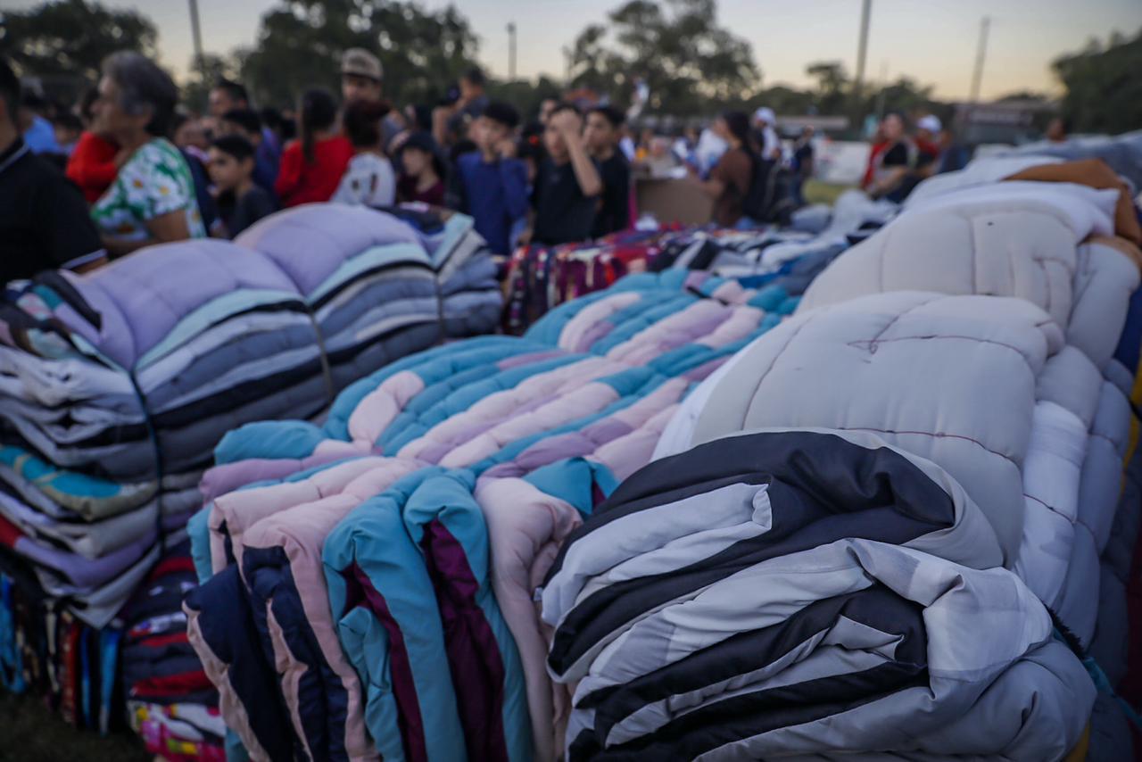 $!Festejan con 3 mil bicicletas a niños y niñas de Pericos, Mocorito