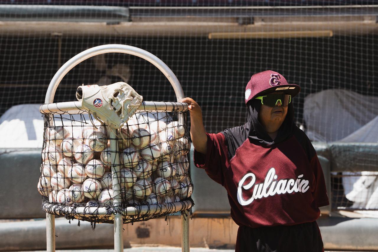 $!Francisco Villegas es la novedad en el campamento de Tomateros de Culiacán