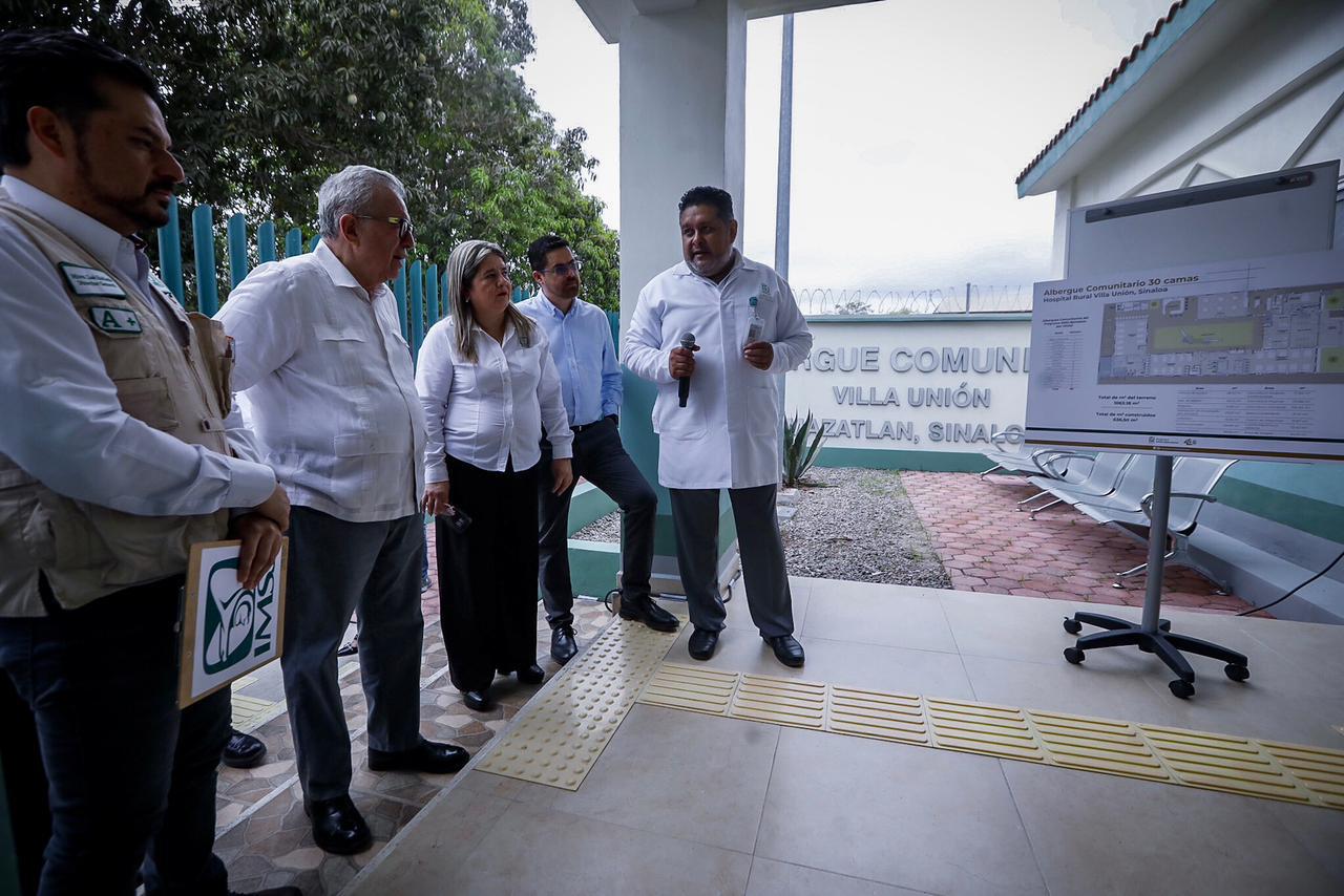 $!Rubén Rocha Moya y Zoé Robledo inauguran albergue comunitario en Villa Unión