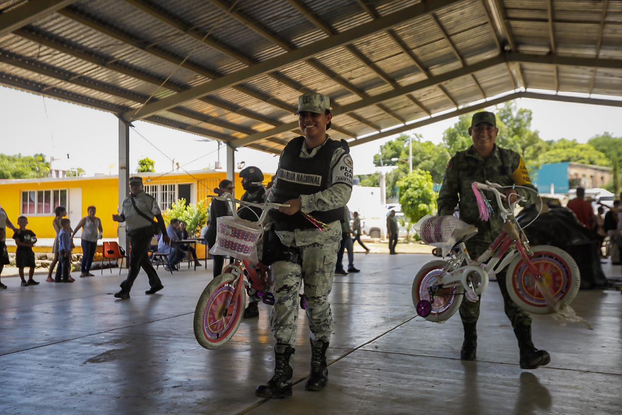 $!Rocha Moya encabeza brigada especial de apoyo a Sinaloa Municipio