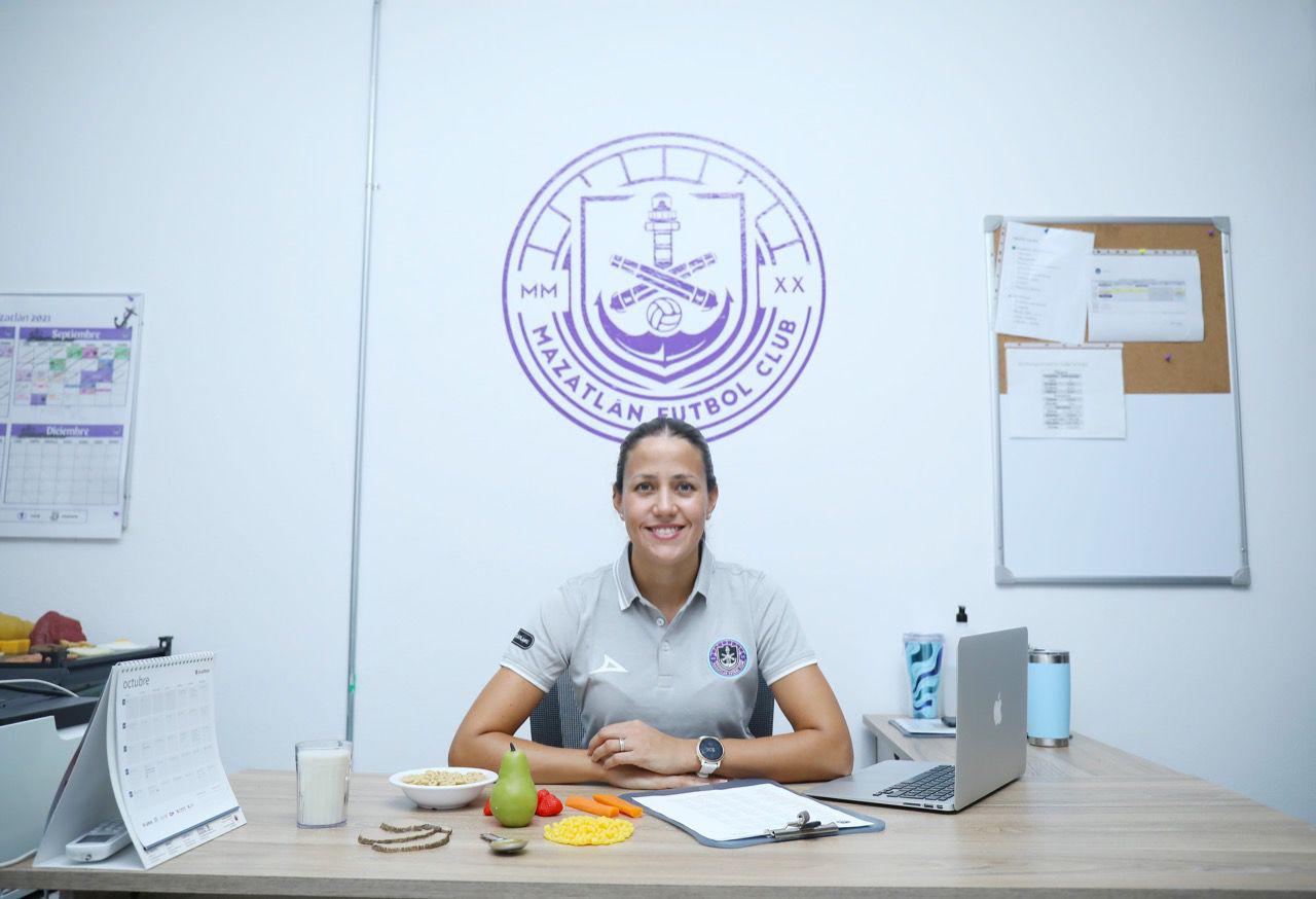 $!Daniela Lara, nutrióloga del Mazatlán FC, es llamada al Tri mayor