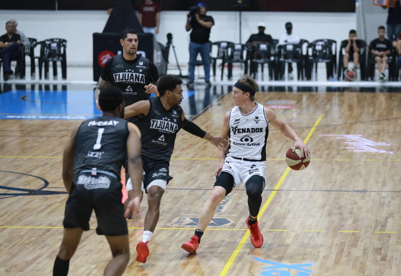 $!Venados Basketball saca dramático triunfo ante Zonkeys