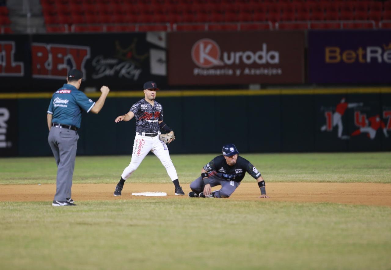 $!Venados sufre por bateo y pierde serie ante Guasave