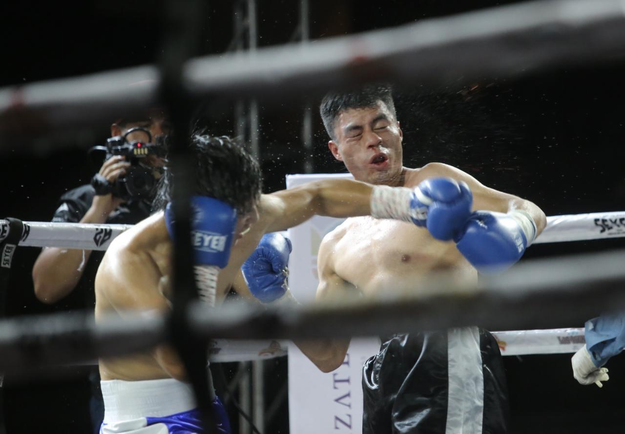 $!Salen con el brazo en alto ‘Chinito’ Amaro y argentinos en la cancha Germán Evers